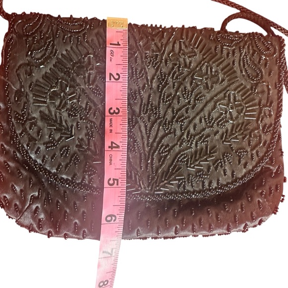 Elegant Black Beaded Clutch - Picture 5 of 5